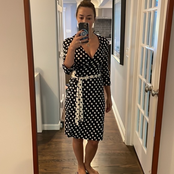 Diane Von Furstenberg Julian Wrap Dress - Picture 3 of 10